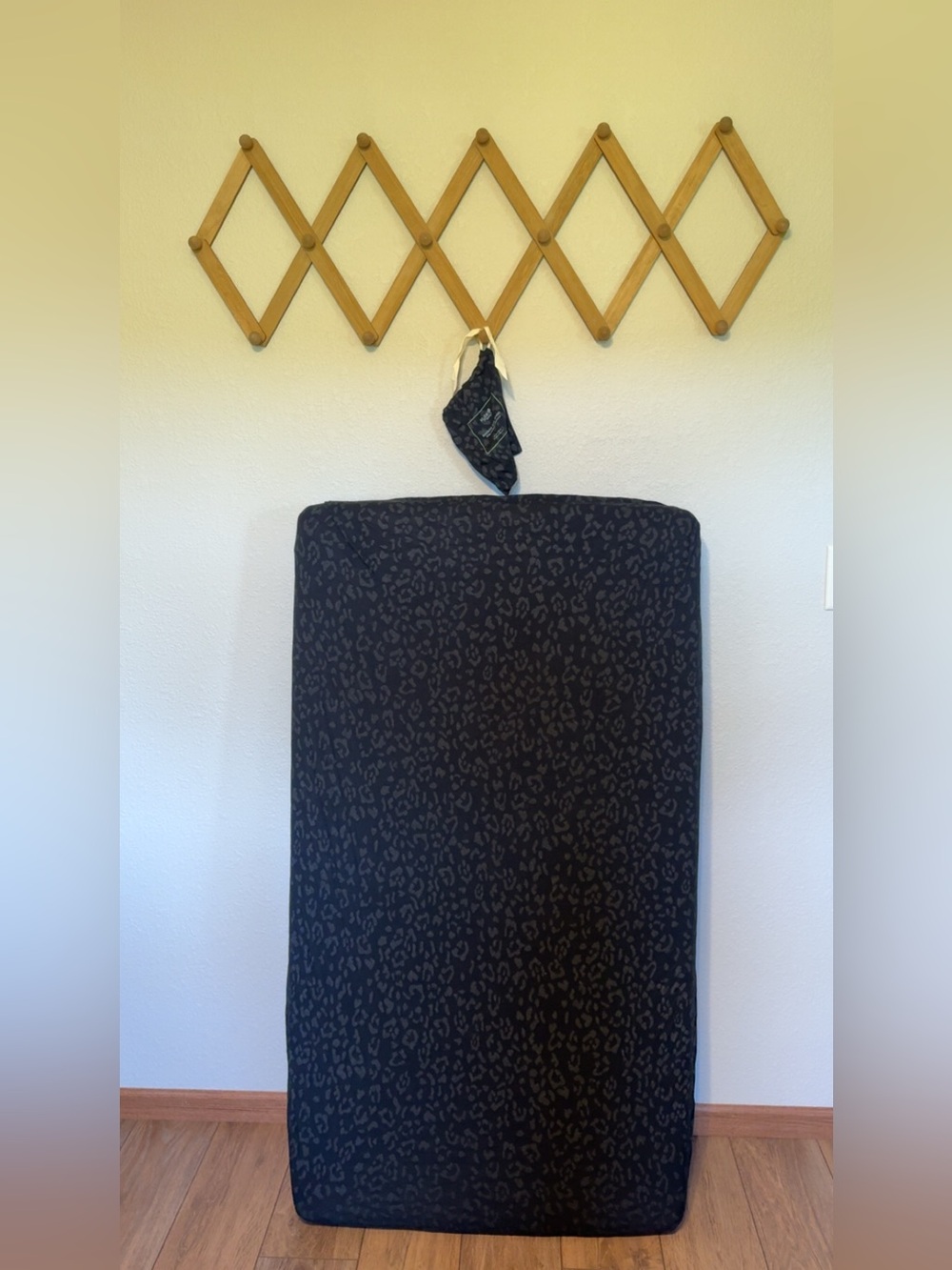 Kyte Baby Crib sheet- midnight leopard *shimmer